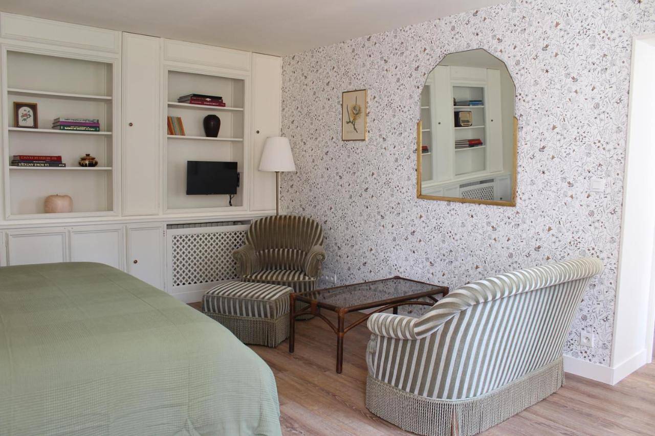 Logement de charme & accès boutique brocante in Houlbec-Cocherel, Région d'Évreux