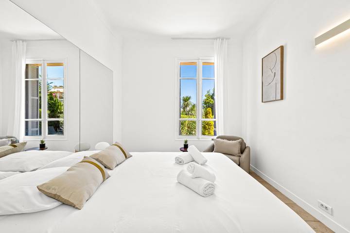 Apartamento entero, 625 Liberation - Lot 3 in Saint-Laurent-du-Var, Costa mediterránea (Francia)