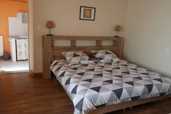 Location de vacances pour 12 personnes, avec jardin à Vix - 2