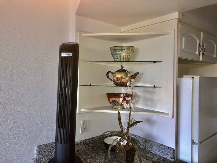 Vacation rental for 4 people, with yard and pool in Hilo