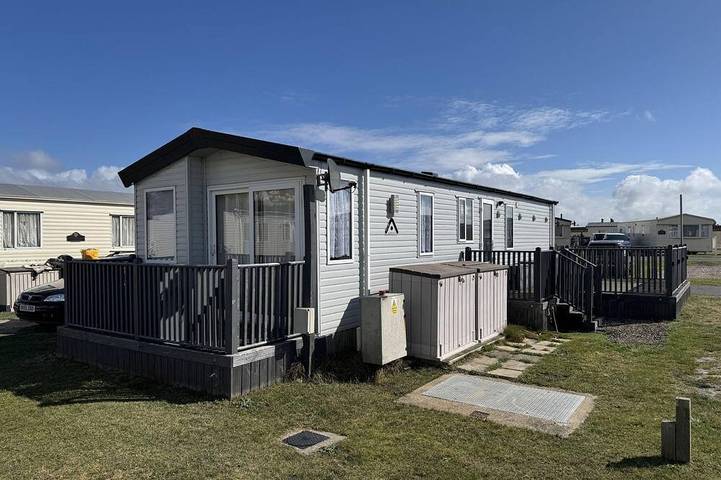 Glamping for 6 people in Lowestoft