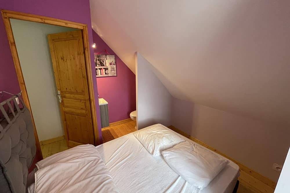 Apartamento entero, Apartamento acogedor en chalet con Wifi, cerca de pistas de esquí y estación de tren in Le Lioran, Laveissière