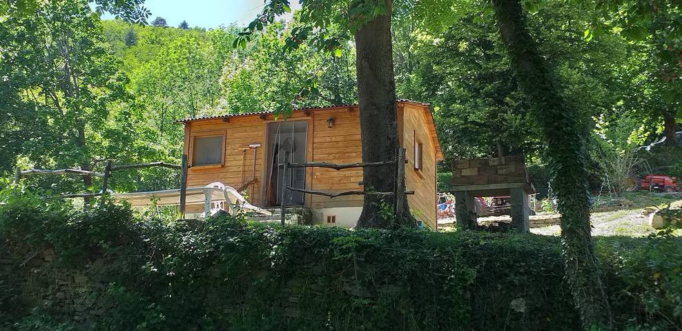 Chalet pour 4 personnes, avec jardin dans Lozère - 4