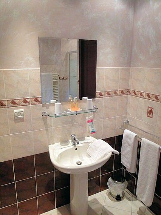 Chambres d'hôtes La Fontaine - Chambre Lilas in Chevannes (Côte-d'Or), Région de Dijon