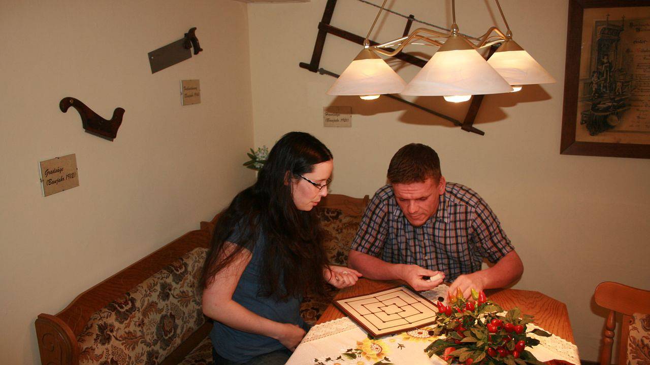 Ganze Ferienwohnung, Ferienwohnung für 4 Personen (70 m²) in Neuhaus am Rennweg in Neuhaus am Rennweg, Rennsteig