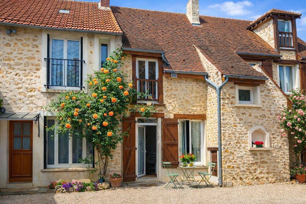 \"La Maison de Sophie\" ruhige und komfortable Ferienhaus, in der Nähe von Paris, Rer, Bus in Longjumeau, Essonne
