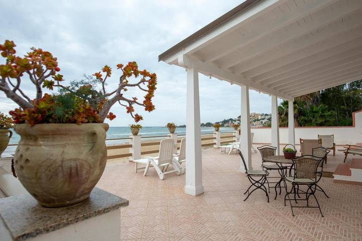 Location de vacances pour 8 personnes, avec jardin et vue à Porto Empedocle - 3