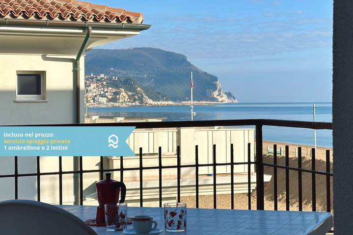 Rustico per 4 persone, con balcone/terrazza nelle Marche