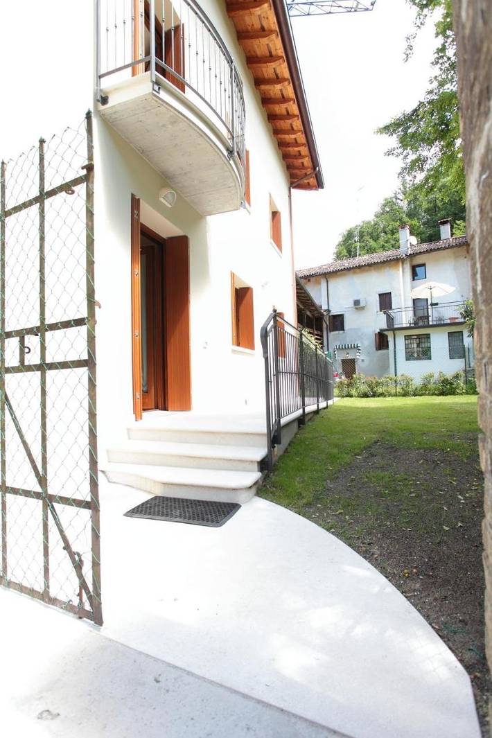 Gîte pour 9 personnes, avec jardin et vue à Polcenigo - 4