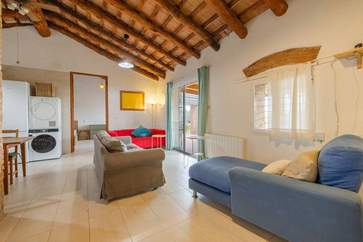 Casa Vacacional 'Masia Barrière Figueroa' con Terraza Privada, Jardín Privado y Wi-Fi in La Aldea, Delta del Ebro