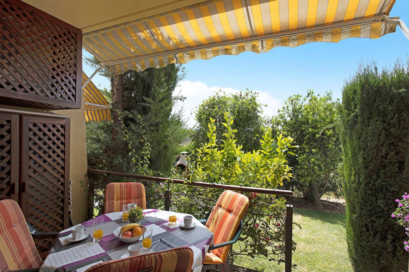 Villa Arrancada 7 avec vue sur les montagnes, piscine, jardin et Wi-Fi in Pêra, Alcantarilha e Pêra