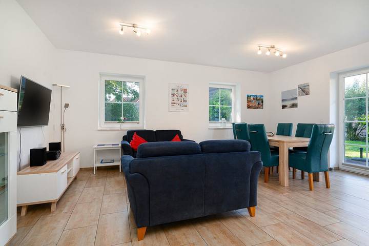 Ferienwohnung für 4 Personen, mit Terrasse und Garten in Krummhörn - 3