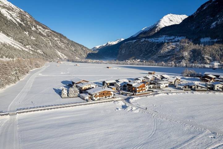 Ferienwohnung für 5 Personen, mit Balkon in Huben - 3