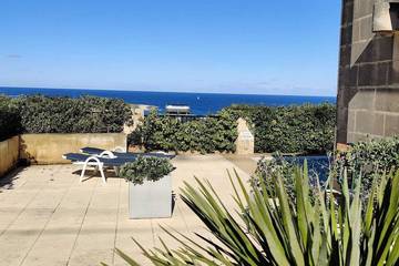 Villa With Pool for 16 People in Naxxar, Malta Island, Photo 2