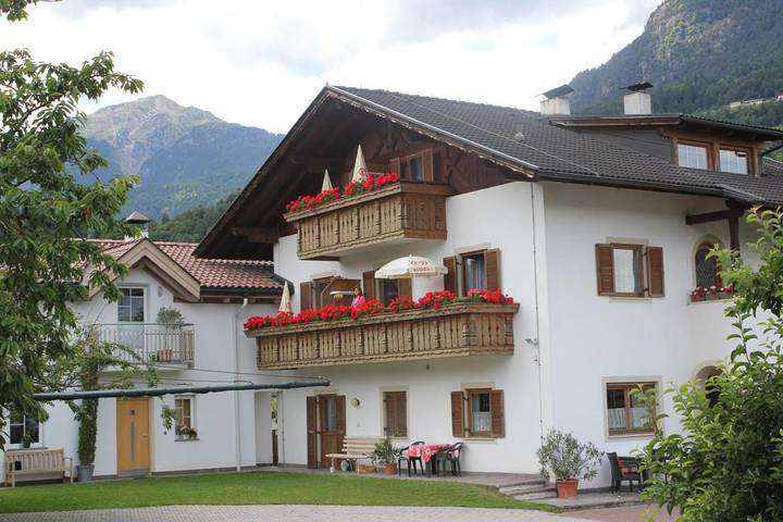 Ferienwohnung für 2 Personen, mit Balkon und Garten sowie Ausblick - 1