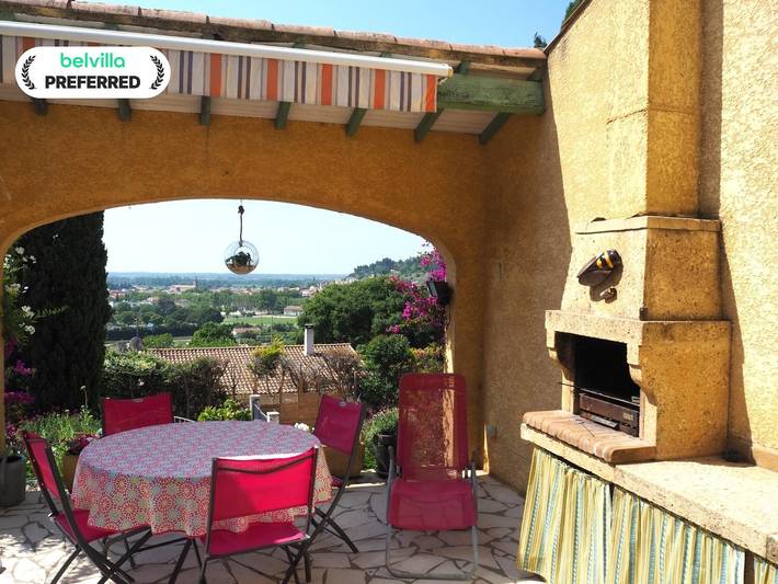 Location de vacances pour 2 personnes, avec terrasse et jardin, animaux acceptés à Bellegarde