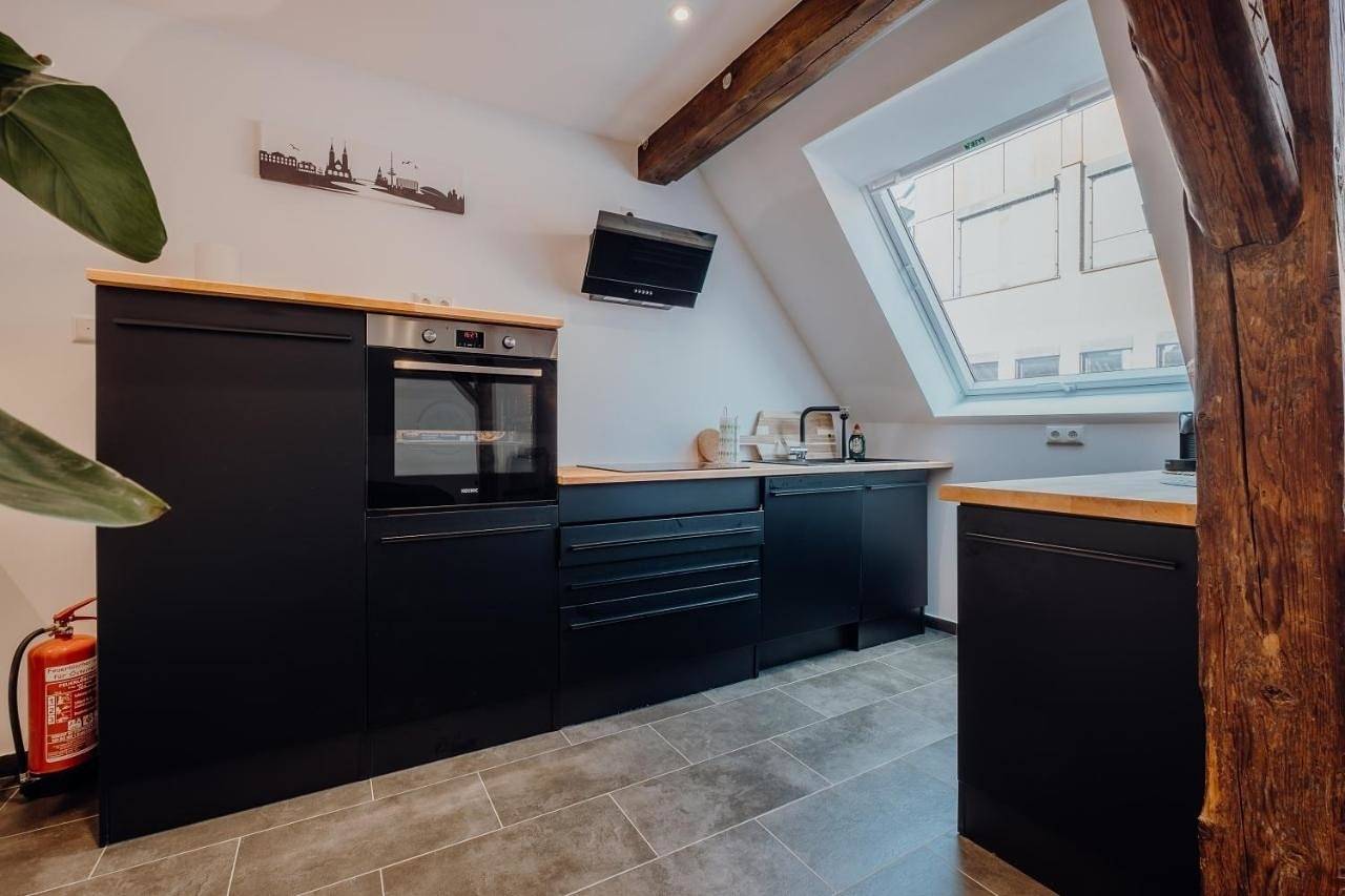 Ganze Ferienwohnung, Perle an der Bremer Schlachte - Luxuriöse und zentrale Ferienwohnung in Mitte Bremen, Bremen