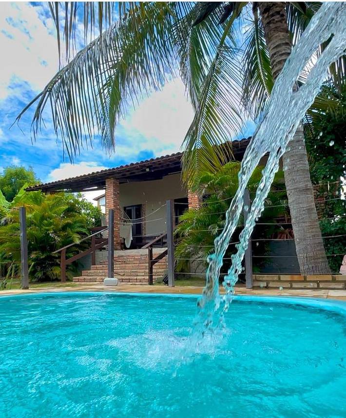 Casas e apartamentos de temporada para 13 pessoas, com piscina e jardim em Beberibe