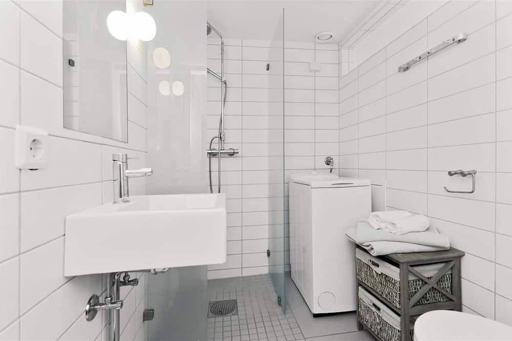 Entire apartment, Exclusive and Central Apartment in Vika in Frogner, Oslo