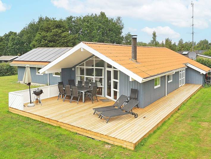 Ferienhaus für 10 Personen, mit Whirlpool und Terrasse sowie Pool und Sauna in Marielyst