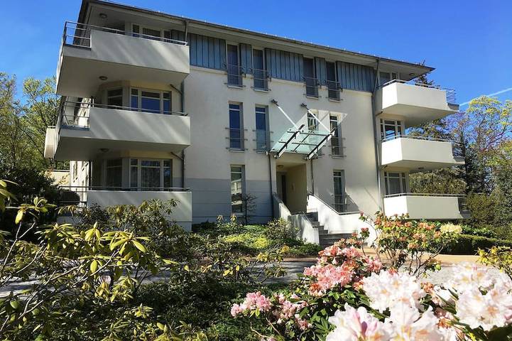 Villa für 3 Personen, mit Terrasse und Garten sowie Sauna