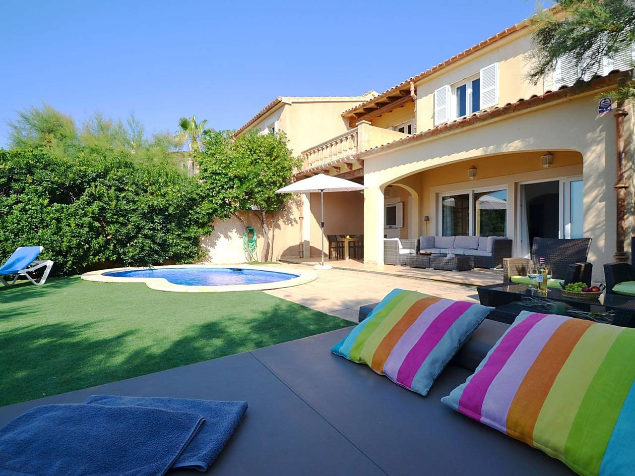 Gemütliches Ferienhaus in Urbanització S'estanyol mit Privatem Pool in Colònia de Sant Pere, Artà