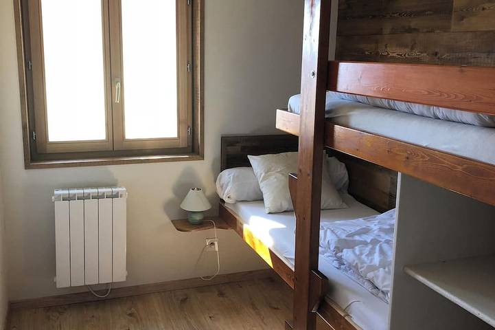 Gîte pour 10 personnes à Puy-Saint-Pierre