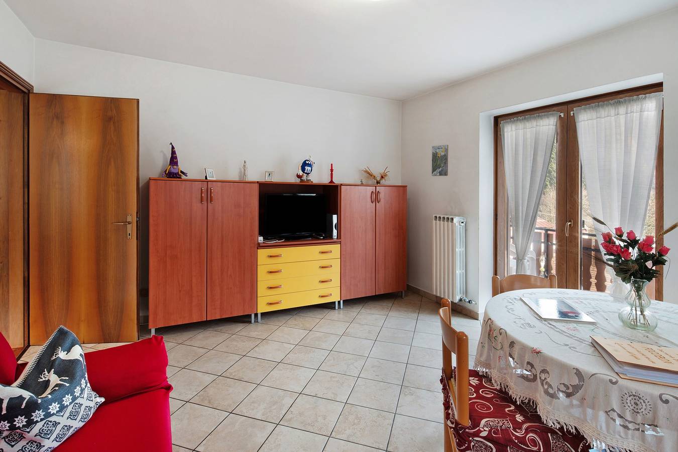 Appartamento intero, Appartamento 'Focobon' con vista sulle montagne, giardino in comune e balcone in Falcade, Dolomiti Superski