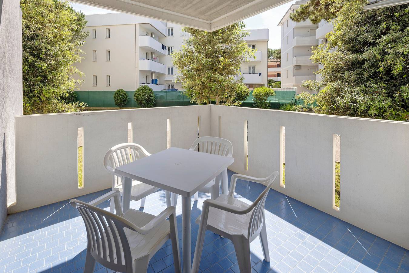 Zweizimmerwohnung mit Meerblick, Pool und Terrasse – Lignano Sabbiadoro in Lignano Sabbiadoro, Udine Provinz