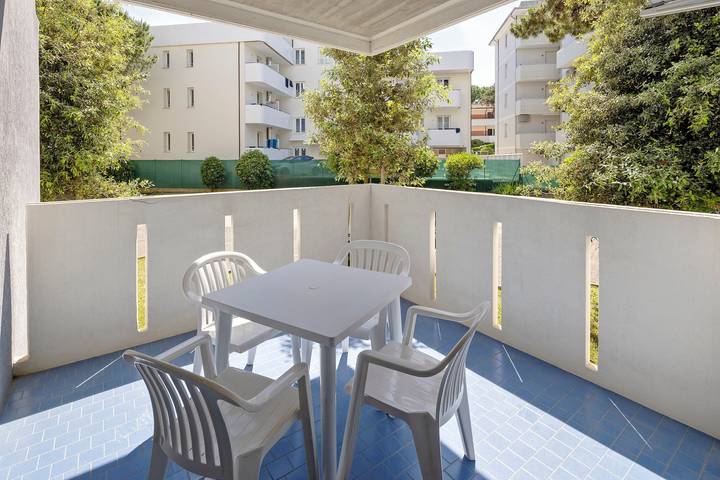 Bilocale fronte mare con piscina e terrazza – Lignano Sabbiadoro in Sunny Pet, Lignano Sabbiadoro