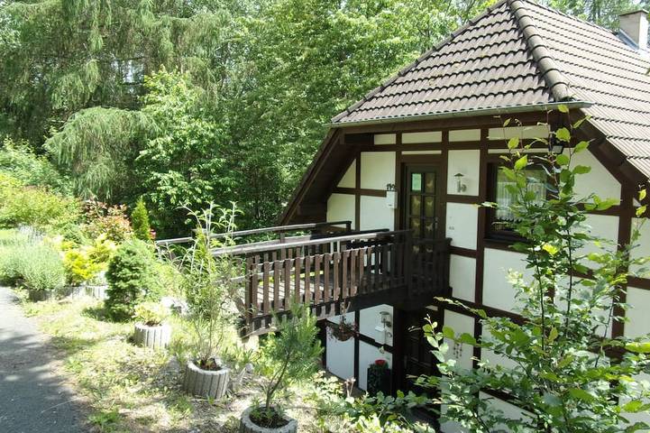 Vakantiewoning voor 6 personen, met balkon en tuin in Frankenau