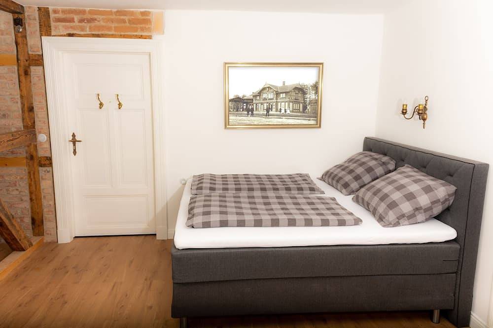 Ganze Wohnung, Historisches Ambiente im alten Fürstenbahnhof Lübstorf in Lübstorf, Nordwestmecklenburg (Wismar und Umgebung)