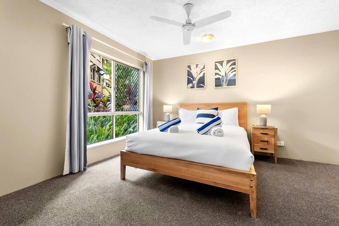 Entire apartment, Reef Apartment Cairns - 4 Pools  Resort   Bbq in Cairns, Far North Queensland