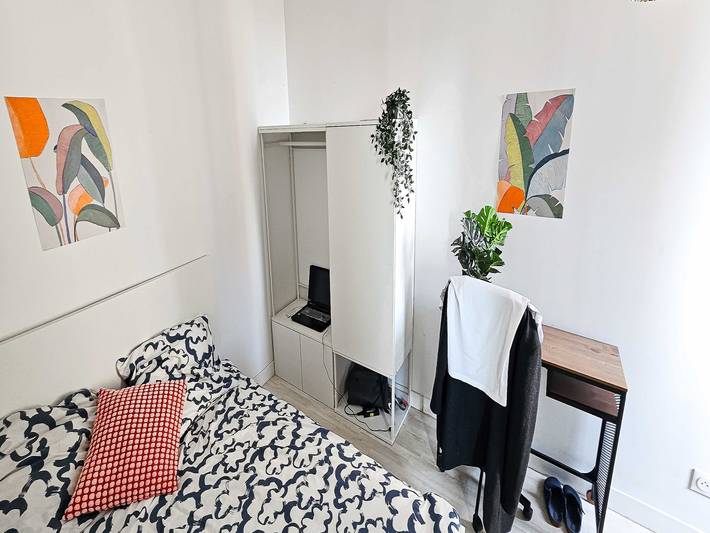 Apartamento entero, Habitación privada en piso compartido – Villeurbanne in Villeurbanne, Lyon region