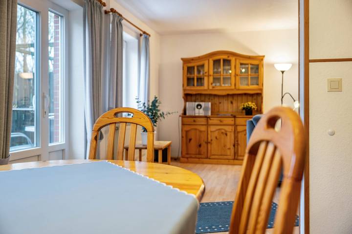 Ganze Wohnung, Ferienwohnung 'Fereinhof Paulsen - Lachmöwe' mit Privatterrasse, Gemeinschaftsgarten und Wlan in Tammensiel, Pellworm