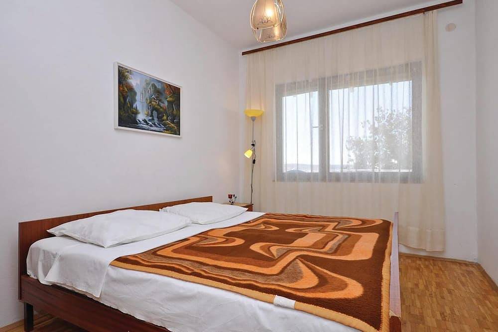 Ganze Wohnung, Nice apartment in Starigrad Paklenica in Starigrad Paklenica, Starigrad