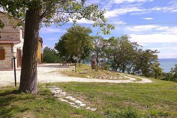 Ferienwohnung für 3 Personen, mit Terrasse und Garten, mit Haustier in Ancona