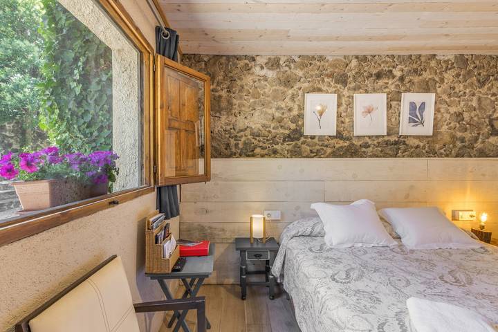 Chalet para 2 personas, con piscina para niños y jardín - 1