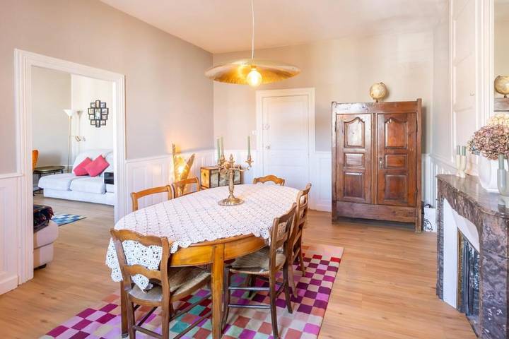 Chambre d’hôte pour 3 personnes, avec Terrasse ainsi que Jardin et Piscine dans le Puy-de-Dôme - 2