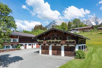 Ferienwohnung für 5 Personen, mit Balkon und Garten sowie Whirlpool, kinderfreundlich in Going am Wilden Kaiser