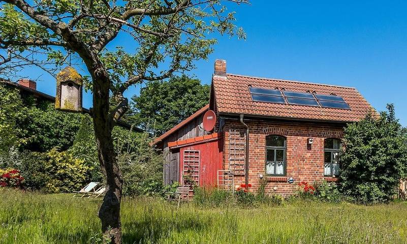 Ferienhaus für 2 Personen, mit Terrasse und Garten in Fischland