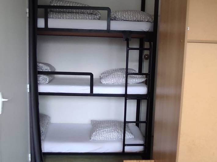 Gîte pour 4 personnes, avec terrasse dans Région de Besse-et-Saint-Anastaise - 3