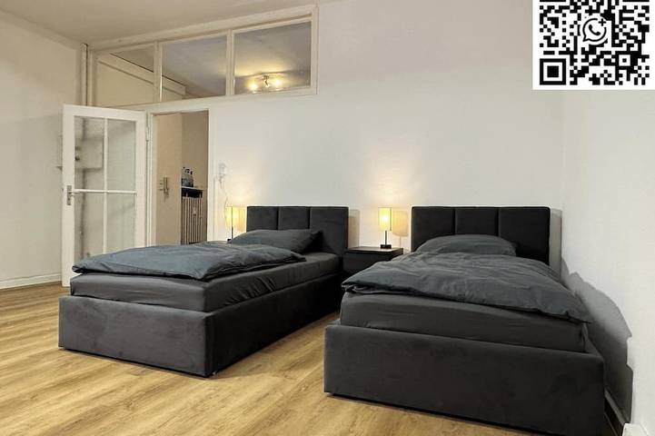 Ganze Wohnung, Modernes City-Apartment Düsseldorf | 4 Betten | Balkon | Top-Anbindung in Düsseldorf-Friedrichstadt, Düsseldorf