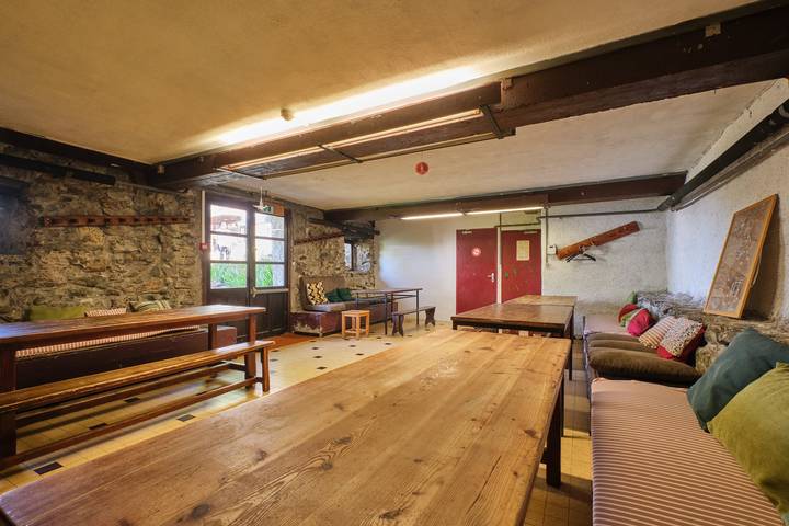Chalet pour 25 personnes, avec jardin, animaux acceptés dans l' Isère - 4
