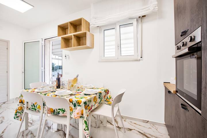 Villa Na' Lu' 2 With Sea View in Torre Rinalda, Lecce