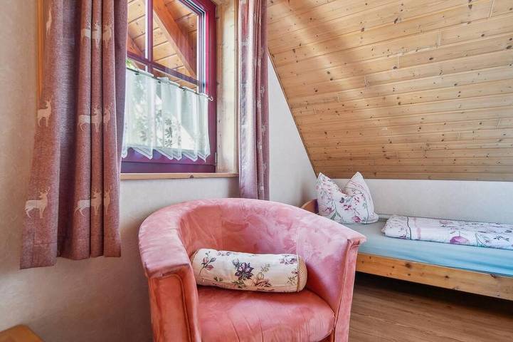 Ferienhaus für 6 Personen, mit Garten und Terrasse sowie Sauna, mit Haustier in Waltershausen - 4