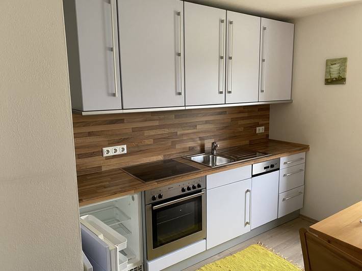 Ganze Wohnung, Ferienwohnung Haus Bauer" mit Bergblick, privater Terrasse und Wlan in Tachinger See, Waging am See