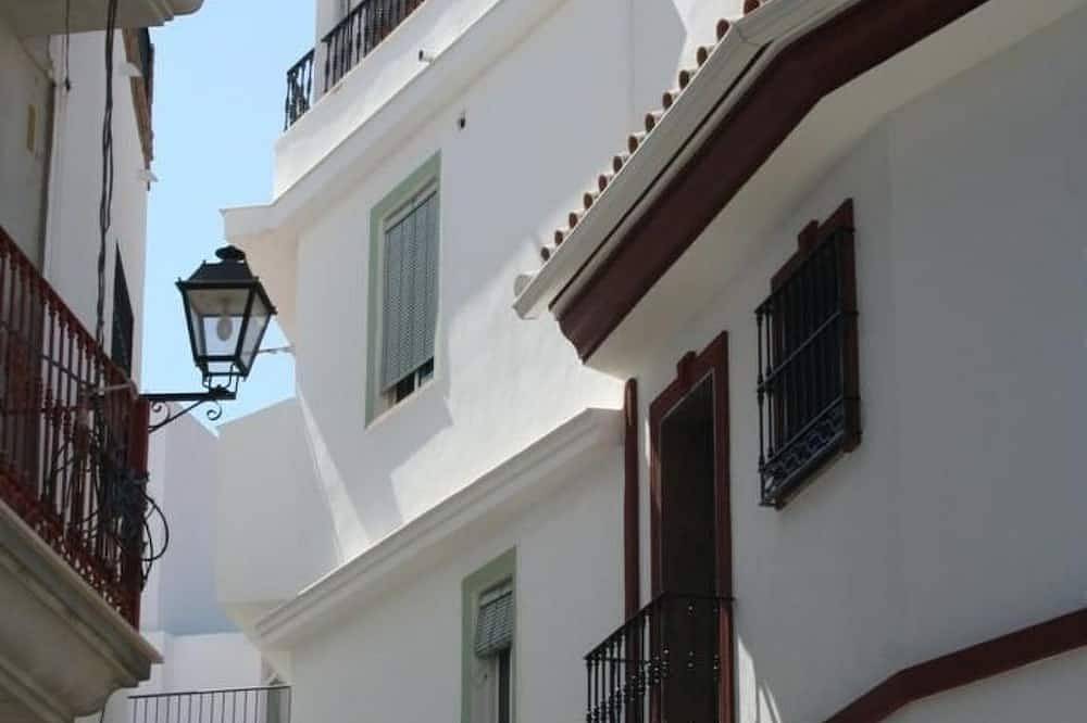 Gemütliches Ferienhaus in Guaro mit Grill in Guaro , Sierra de las Nieves