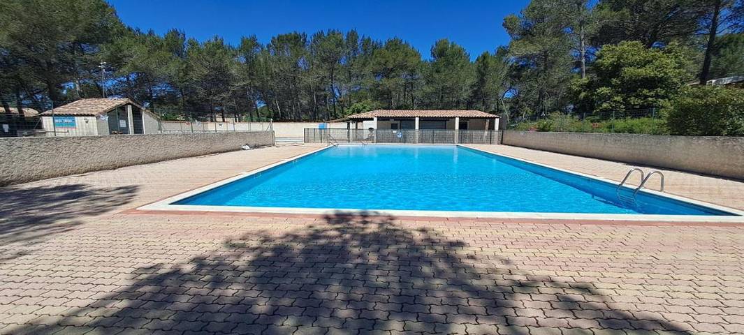 Maison d’hôte pour 2 personnes, avec Terrasse et Piscine à Le Castellet - 2