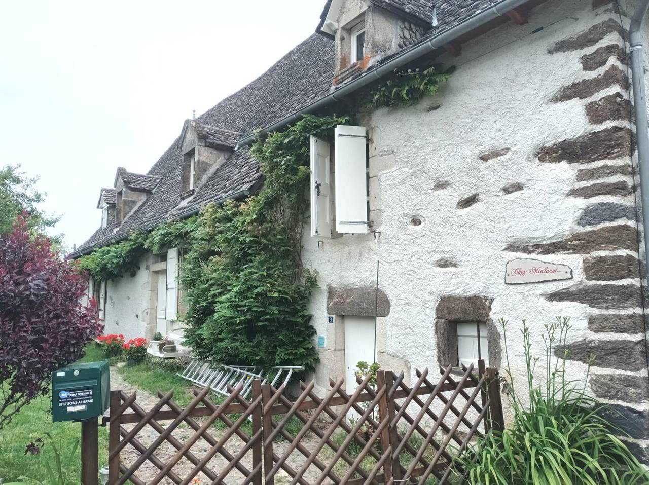 Chez Mialaret - La Thébaïde in Pleaux, Région de Mauriac